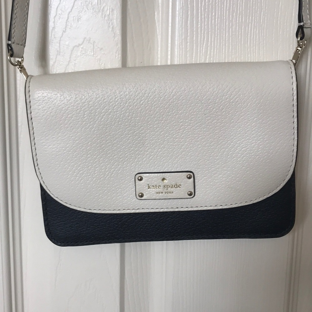 Kate Spade cross body purse